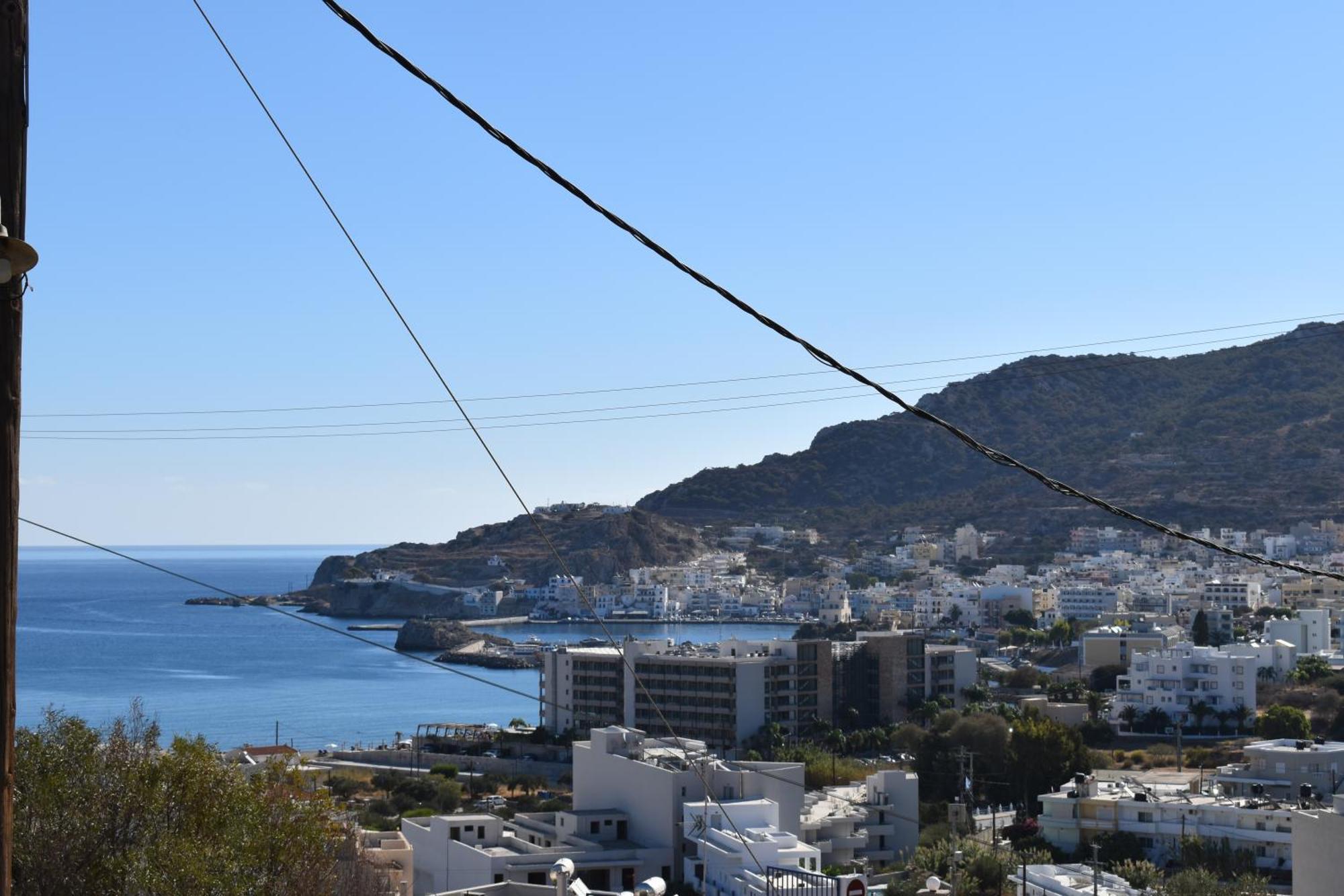 Xenios Zeus Hotel カルパトス エクステリア 写真